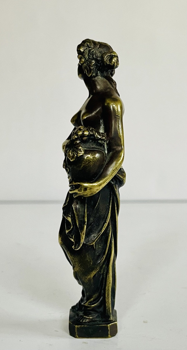 Bronze Female Figure -photo-3